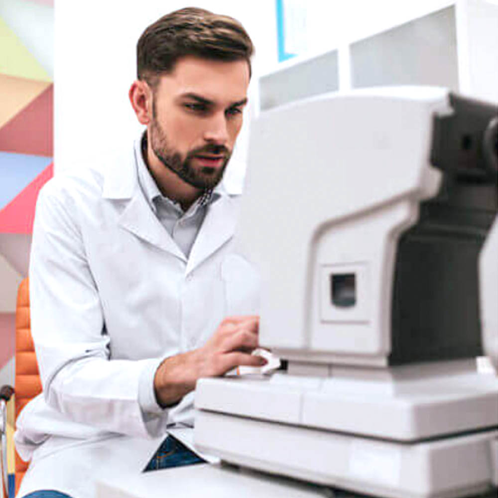 optometrist in Spring Branch
